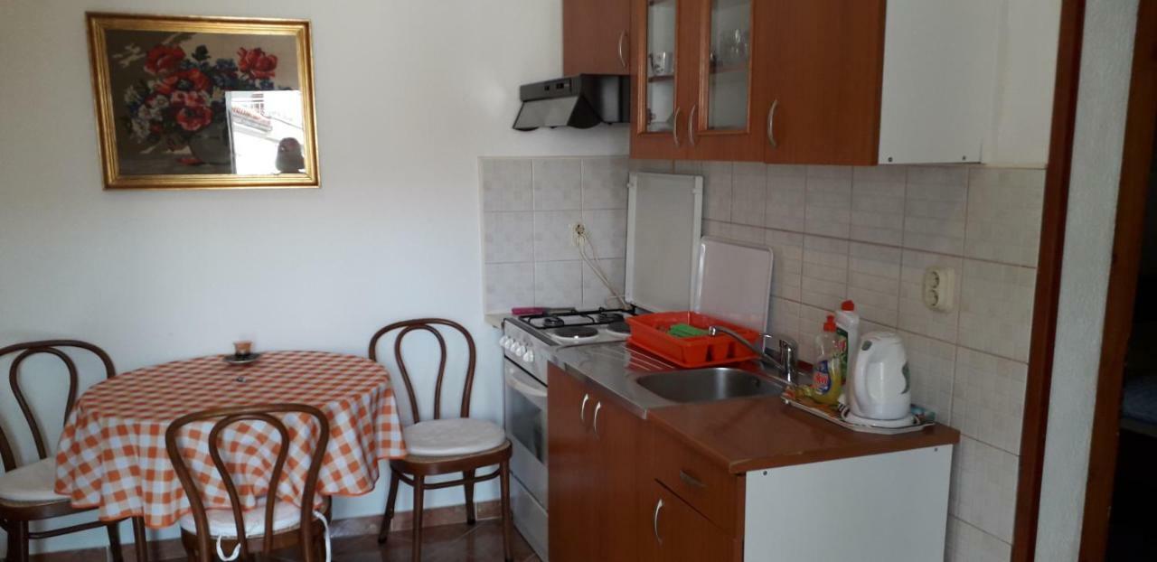 Apartment Perovic Baška Voda Exterior foto
