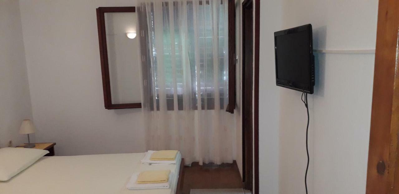 Apartment Perovic Baška Voda Quarto foto
