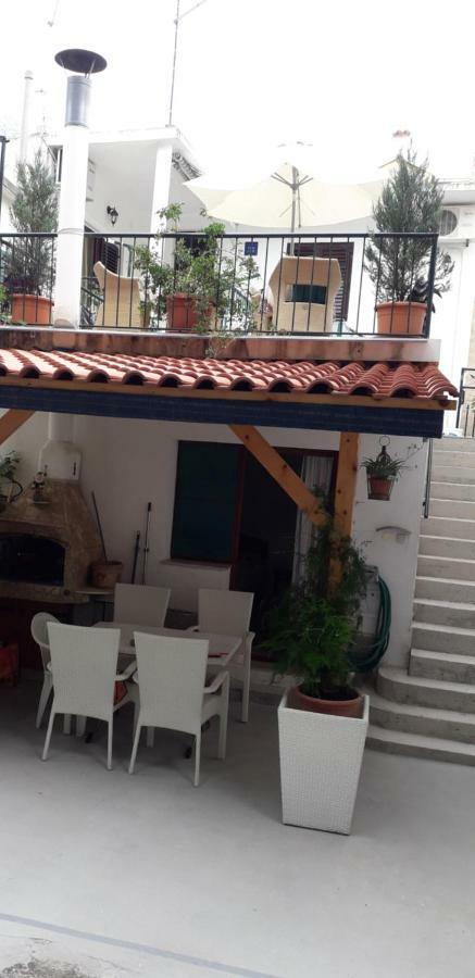 Apartment Perovic Baška Voda Exterior foto